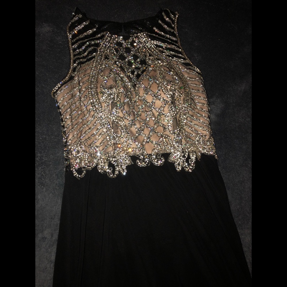 Black Elegant prom dress